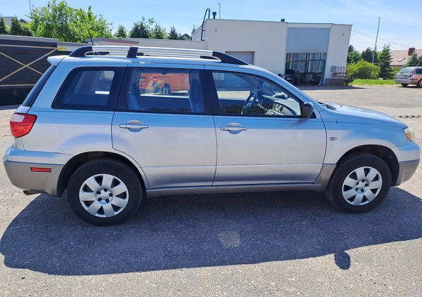 Mitsubishi Outlander cena 15900 przebieg: 300000, rok produkcji 2006 z Sulęcin małe 92